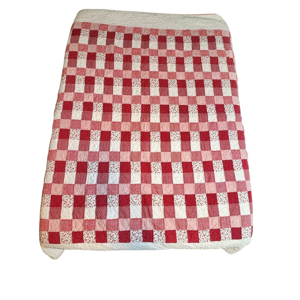 Red White Gingham Floral Checkered Square Patchwork Quilt Blanket Full/Queen VTG